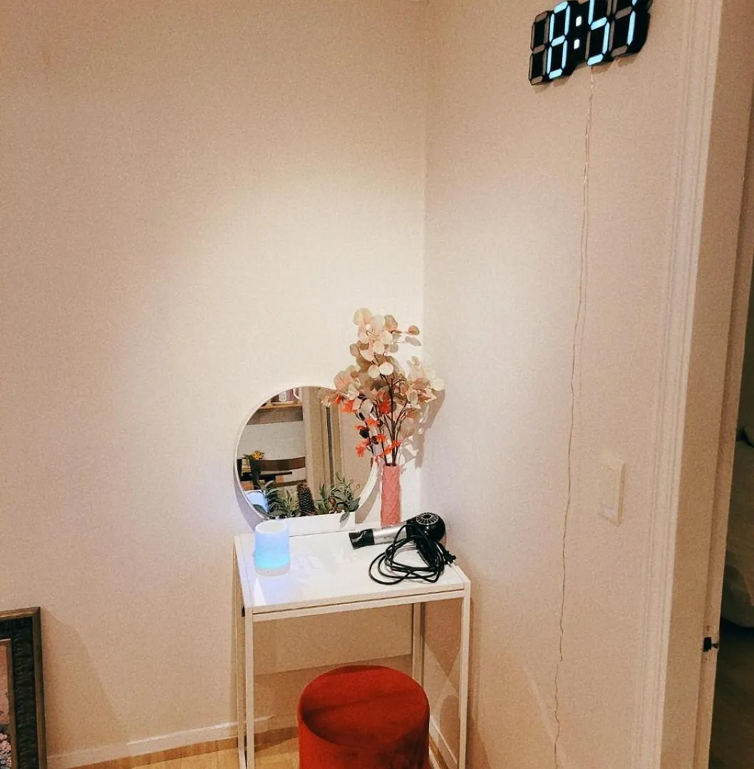 Qoom House Apartment Seoul South Korea